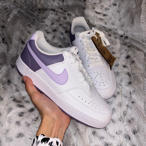 Nike Court Vision Low Sneaker - Picture 3 of 6